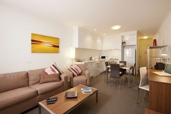 Melbourne Short Stay Apartments On Whiteman - thumb 15