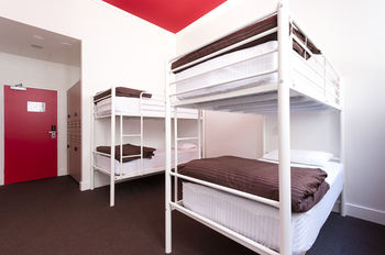Bounce Sydney - Hostel - Accommodation Noosa 5