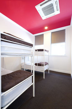 Bounce Sydney - Hostel - Accommodation Noosa 25