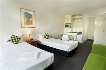City Edge Serviced Apartments East Melbourne - Accommodation NT 27