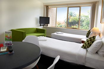 City Edge Serviced Apartments East Melbourne - Accommodation Port Macquarie 29