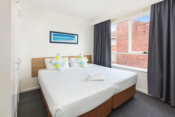 City Edge Serviced Apartments East Melbourne - Accommodation NT 52