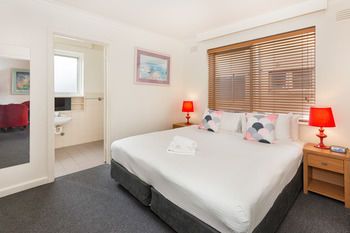 City Edge Serviced Apartments East Melbourne - Accommodation NT 54