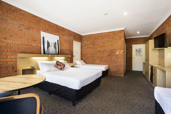 Archer Hotel Nowra - Wagga Wagga Accommodation