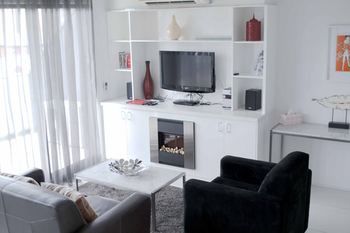 Hiigh Apartments - Accommodation Tasmania 38