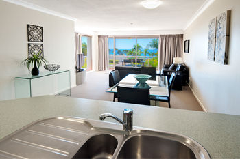Osprey Apartments - Accommodation Port Macquarie 4