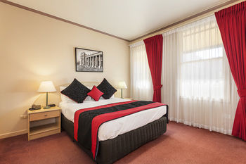 Carlton Clocktower Apartments - Accommodation Port Macquarie 5