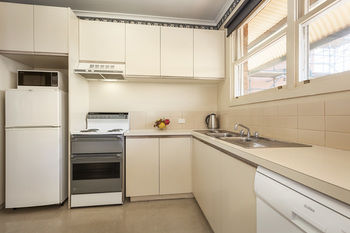 Carlton Clocktower Apartments - Accommodation Port Macquarie 9