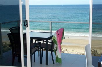 84 The Spit - Accommodation Noosa 18