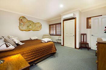 Artisan Spa Views - Accommodation Port Macquarie 4