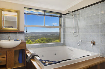 Artisan Spa Views - Accommodation Tasmania 8
