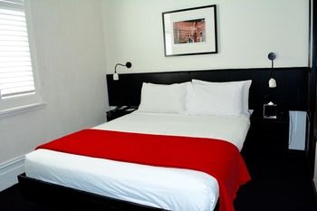 Middle Park Hotel - Accommodation Noosa 22