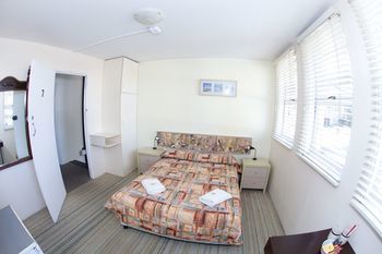 Manly Oceanside - Tweed Heads Accommodation 11