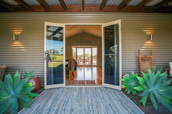 Lilies Luxury Retreats - Accommodation Tasmania 29
