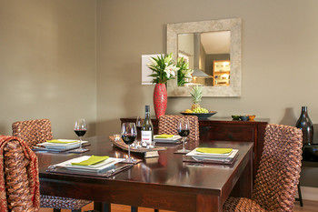 Lilies Luxury Retreats - Tweed Heads Accommodation 33
