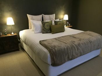 Lilies Luxury Retreats - Tweed Heads Accommodation 48
