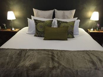 Lilies Luxury Retreats - Tweed Heads Accommodation 49