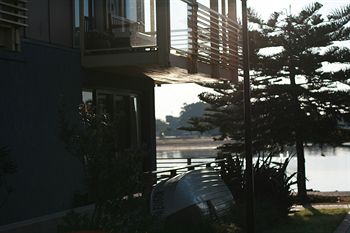 Harbourside Terraces - Accommodation Noosa 3