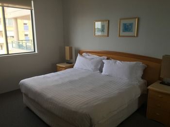 AEA The Coogee View Serviced Apartments - Tweed Heads Accommodation 12