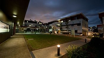 Western Sydney University Village- Parramatta Campus - thumb 6