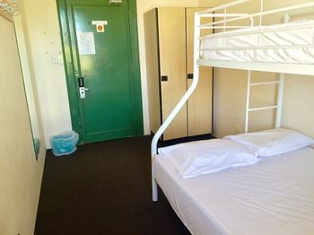 Elephant Backpacker Sydney - Hostel - Accommodation Port Macquarie 8