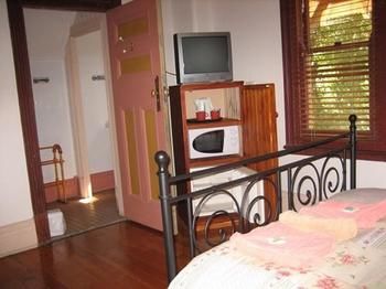 Burwood Bed And Breakfast - Accommodation NT 11