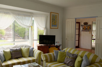 Ninderry Manor Luxury Retreat - Accommodation Noosa 3