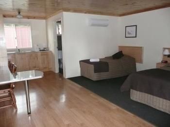 Black Gold Motel - Accommodation Tasmania 0