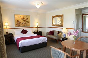 The 3 Explorers Motel - Accommodation Tasmania 2
