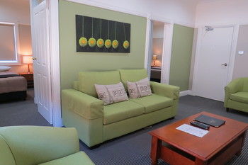 Waldorf Drummoyne Serviced Apartments - Accommodation Tasmania 14