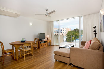 Maison Noosa Beachfront Resort - Accommodation Tasmania 1