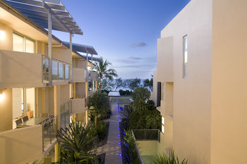 Maison Noosa Beachfront Resort - thumb 16
