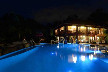 Makepeace Island - All Inclusive - Accommodation Noosa 2