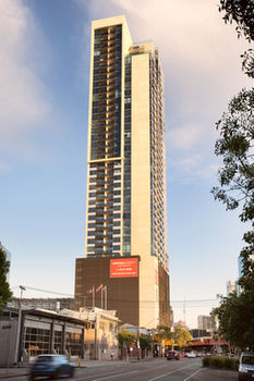 Melbourne Short Stay Apartments MP Deluxe - Tweed Heads Accommodation 24