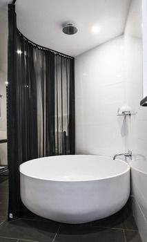 Ovolo 1888 Darling Harbour - Accommodation Port Macquarie 11