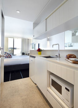 Adina Apartment Hotel Bondi Beach - Accommodation Noosa 5