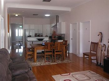 King Street Boutique Motel - Accommodation NT 9
