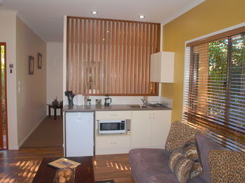 The African Cottage - Tweed Heads Accommodation 21