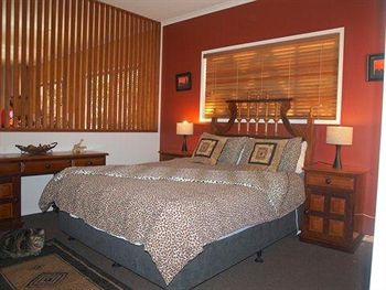 The African Cottage - Tweed Heads Accommodation 2