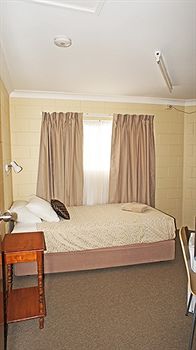 Caloundra City Centre Motel - Accommodation Tasmania 4