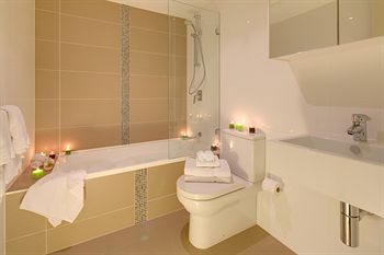 Zara Tower - Luxury Suites And Apartments - Accommodation Tasmania 29