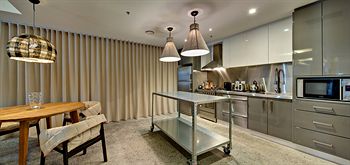 Zara Tower - Luxury Suites And Apartments - Accommodation Tasmania 32