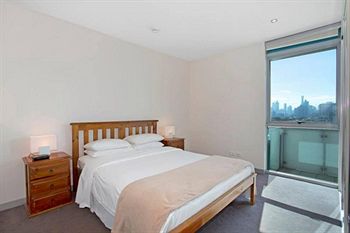 Astra Apartments - St Kilda Rd - Accommodation Port Macquarie 10