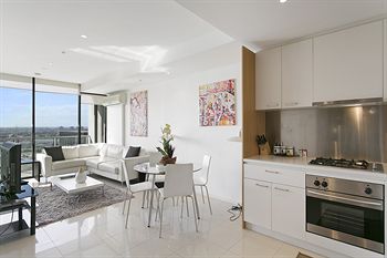 Docklands Private Collection Of Apartments - NewQuay - Accommodation Port Macquarie 6