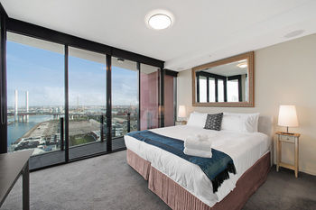Docklands Private Collection Of Apartments - NewQuay - Accommodation Tasmania 28