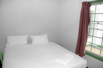 Discovery Melbourne Hostel - Accommodation NT 22