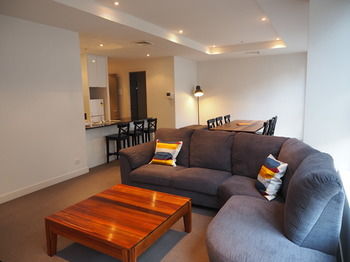 Melbourne City Stays - Tweed Heads Accommodation 82