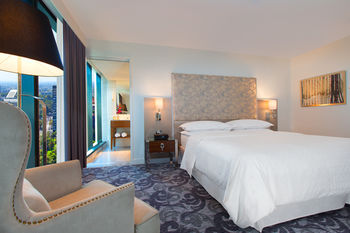 Sheraton Melbourne Hotel - Accommodation Noosa 0