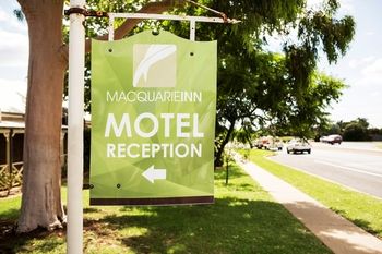 Macquarie Inn - Accommodation Noosa 9