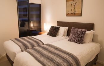 Accent Accommodation At Docklands Melbourne - thumb 17
